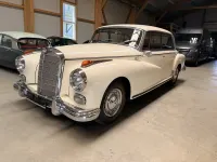 Gebraucht Mercedes 300 160 PS (117 kW) 1960 Beige Limousine