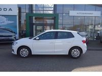 Gebraucht Skoda Fabia Active 66 PS (48 kW) 2023 Weiß Kleinwagen