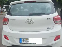 Gebraucht Hyundai i10 69 PS (50 kW) 2014 Weiß Kleinwagen