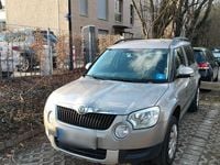 Gebraucht Skoda Yeti 105 PS (77 kW) 2012 Silber SUV