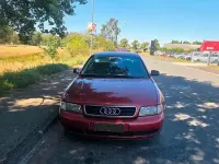 Gebraucht Audi A4 125 PS (91 kW) 1997 Rot Limousine