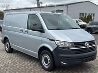Gebraucht VW Transporter 150 PS (110 kW) 2021 Reflexsilber metallic Van