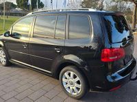 Gebraucht VW Touran Cup 105 PS (77 kW) 2014 Deep black perleffekt Van / Kleinbus