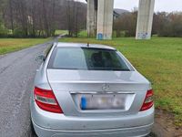 Gebraucht Mercedes C200 136 PS (100 kW) 2009 Silber Limousine