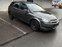Gebraucht Opel Astra 90 PS (66 kW) 2009 Grau Kleinwagen