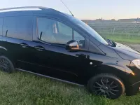 Occasion Ford Tourneo 101 ch (74 kW) 2018 Noir Break