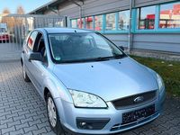 Second-hand Ford Focus 101 CP (74 kW) 2006 Albastru Berlinǎ