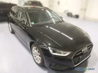 Gebraucht Audi A4 150 PS (110 kW) 2022 Mythosschwarz metallic Kombi