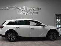 Gebraucht Opel Insignia Country Tourer 194 PS (142 kW) 2014 Weiß Kombi