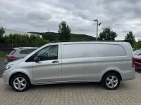 Gebraucht Mercedes Vito 190 PS (139 kW) 2022 Silber Van