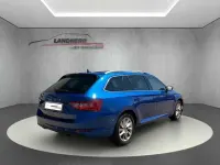 Gebraucht Skoda Superb Ambition 150 PS (110 kW) 2024 Race blau Kombi