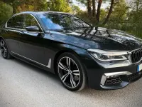 Gebraucht BMW 750 M Sport 400 PS (294 kW) 2018 Schwarz Limousine