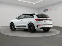Nowe Audi Q4 e-tron S-Line 219 kW (299 KM) 2026 Biały SUV