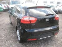 Usata Kia Rio 86 CV (63 kW) 2013 Nero Berlina
