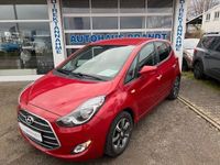 Gebraucht Hyundai ix20 Passion 90 PS (66 kW) 2016 Fiery red / met Kleinwagen