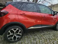 Używany Renault Captur Initiale Paris 118 KM (86 kW) 2017 Czerwony SUV