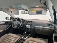 Gebraucht VW Jetta Highline 140 PS (102 kW) 2011 Braun Limousine