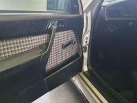 Gebraucht Mercedes 190 185 PS (136 kW) 1985 Rauchsilber met. Limousine