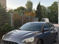 Gebraucht Ford Focus ST-Line 125 PS (91 kW) 2020 Grau Kleinwagen