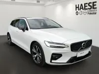 Gebraucht Volvo V60 Ultimate 197 PS (144 kW) 2023 Crystal white Kombi