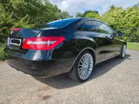 Gebraucht Mercedes E250 204 PS (150 kW) 2009 Schwarz Coupé