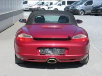 Second-hand Porsche Boxster 220 CP (161 kW) 2002 Roșu Cabrio