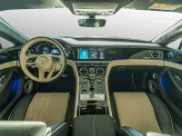 Ny Bentley Azure 680 HK (500 kW) 2026 Onyx Cab