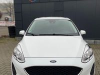 Gebraucht Ford Fiesta Trend 71 PS (52 kW) 2018 Weiß Kleinwagen