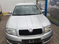 Gebraucht Skoda Superb 150 PS (110 kW) 2003 Silber Limousine
