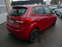 Gebraucht Hyundai ix20 Passion 90 PS (66 kW) 2016 Rot Kleinwagen