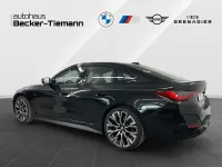 Gebraucht BMW M4 374 PS (275 kW) 2023 Saphirschwarz Coupé