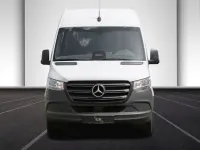 Gebraucht Mercedes Sprinter 170 PS (125 kW) 2025 Arktikweiss Van