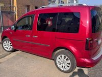 Gebraucht VW Caddy Comfortline 102 PS (75 kW) 2016 Rot Van / Kleinbus