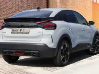 Gebraucht Citroën C4 PureTech 131 PS (96 kW) 2024 Lackierung okenitweiss/typ au SUV