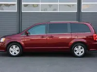 Używany Dodge Grand Caravan 287 KM (211 kW) 2018 Czerwony Minivan