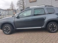 Gebraucht Dacia Duster Ambiance 110 PS (80 kW) 2016 Grau SUV
