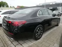 Gebraucht Mercedes E200 Avantgarde 163 PS (119 kW) 2024 Obsidianschwarz Limousine