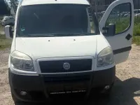 Gebraucht Fiat Doblò 101 PS (74 kW) 2009 Weiß Van / Kleinbus
