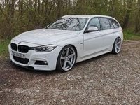 Gebraucht BMW 330 Sport Line 258 PS (189 kW) 2014 Weiß Kombi