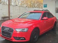 Gebraucht Audi A4 170 PS (125 kW) 2012 Rot Limousine