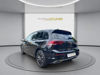 Gebraucht VW Golf VIII Style 131 PS (96 kW) 2020 Deep black perleffekt deep black perleffekt Limousine