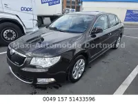 Gebraucht Skoda Superb 105 PS (77 kW) 2011 Schwarz Limousine