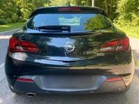 Gebraucht Opel Astra GTC 140 PS (102 kW) 2012 Schwarz Coupé
