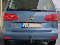 Gebraucht VW Touran Trendline 105 PS (77 kW) 2012 Blau Van / Kleinbus