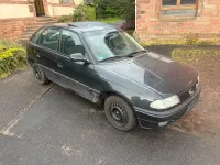 Usata Opel Astra 101 CV (74 kW) 1997 Nero Coupé