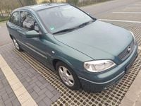 Używany Opel Astra Edition 84 KM (61 kW) 2000 Zielony Sedan/Limuzyna