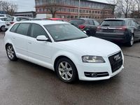 Gebraucht Audi A3 Ambition 105 PS (77 kW) 2011 Weiß Kleinwagen