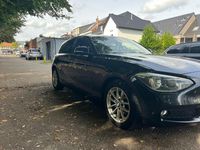 Gebraucht BMW 116 116 PS (85 kW) 2013 Schwarz Kleinwagen
