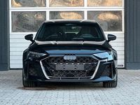 Neu Audi RS3 Sportback Design 400 PS (294 kW) 2026 Schwarz Kleinwagen