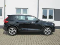 Gebraucht Volvo XC40 Momentum 150 PS (110 kW) 2020 Schwarz SUV